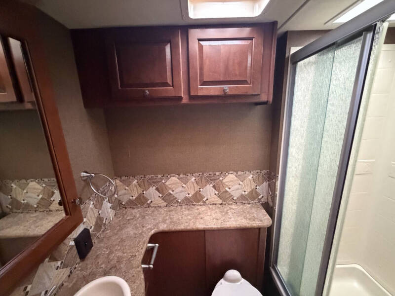 2016 Thor Motor Coach Windsport