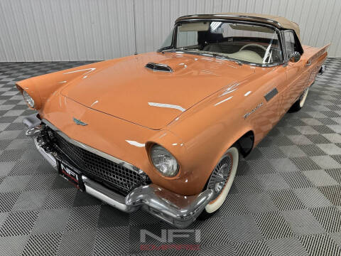 1957 Ford Thunderbird