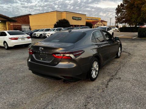 2021 Toyota Camry LE