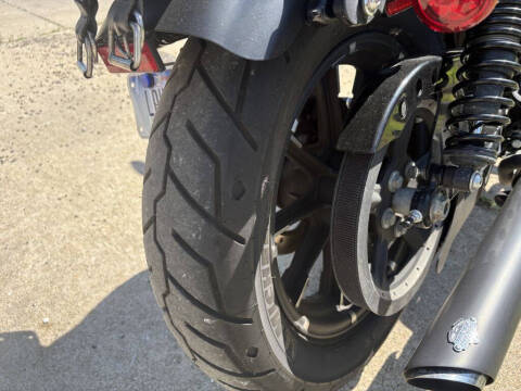 2016 Harley-Davidson Iron 883
