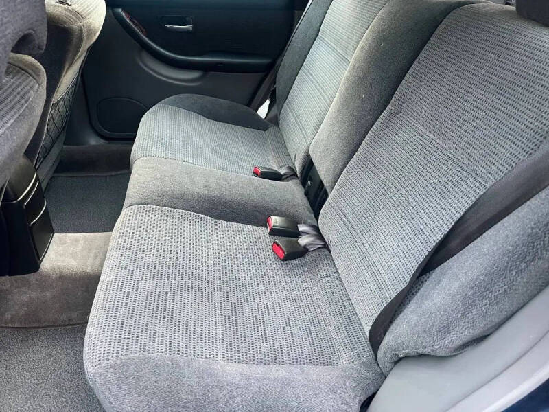 2004 Subaru Outback