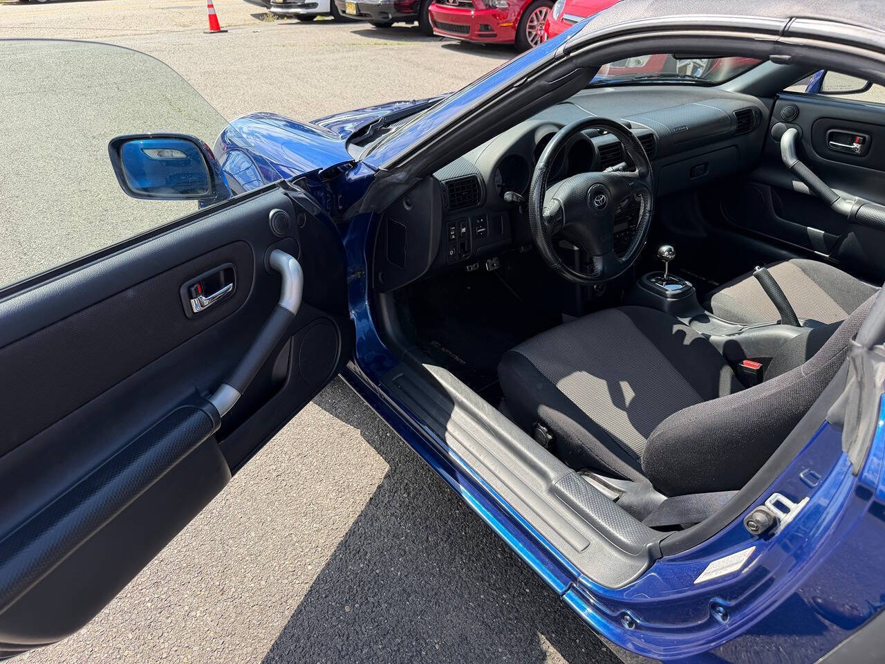 2002 Toyota MR2 Spyder 2