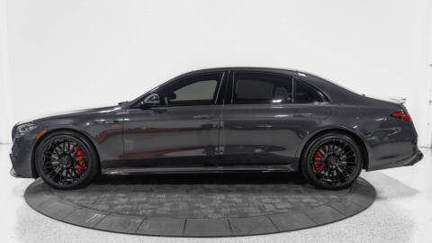 2025 Mercedes-Benz S-Class AMG S 63 E Performance