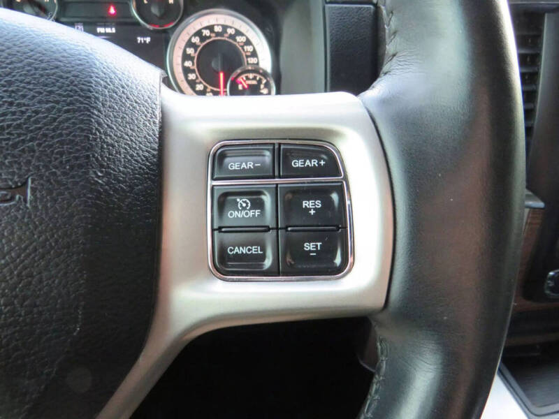 2017 RAM 1500 Laramie