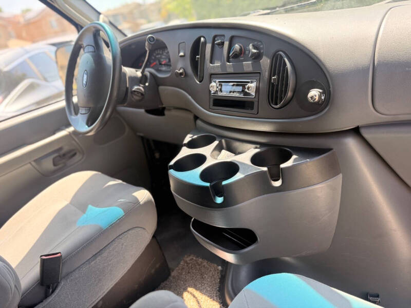 2006 Ford E-Series E-150