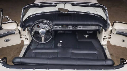 1957 Ford Thunderbird