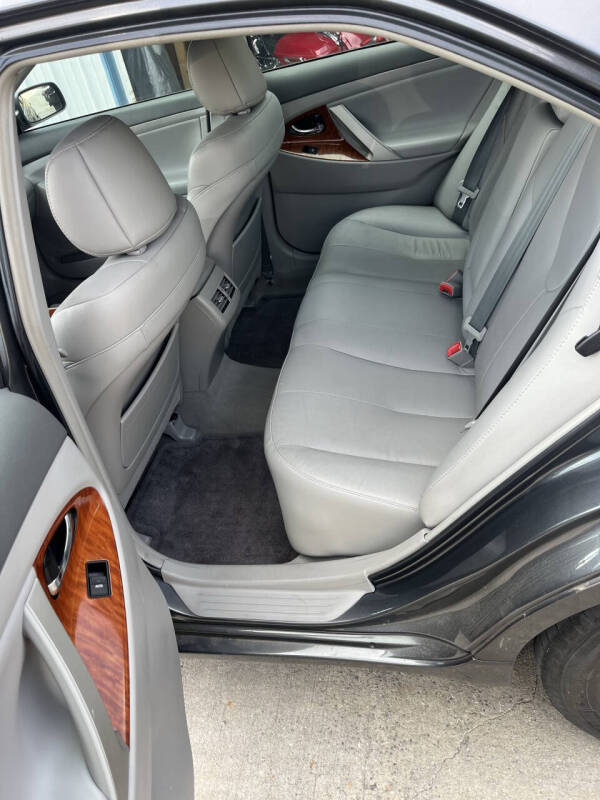 2011 Toyota Camry Hybrid