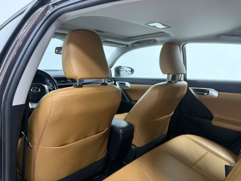 2011 Lexus CT 200h Premium