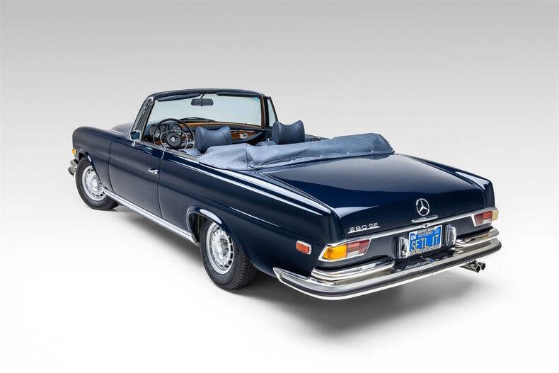 1969 Mercedes-Benz 280-Class