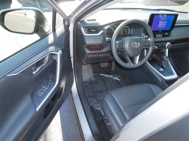 2024 Toyota RAV4 Hybrid Limited