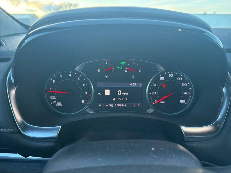 2023 Chevrolet Traverse LT Leather