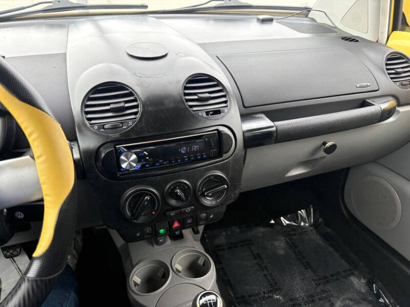 2003 Volkswagen New Beetle GLS