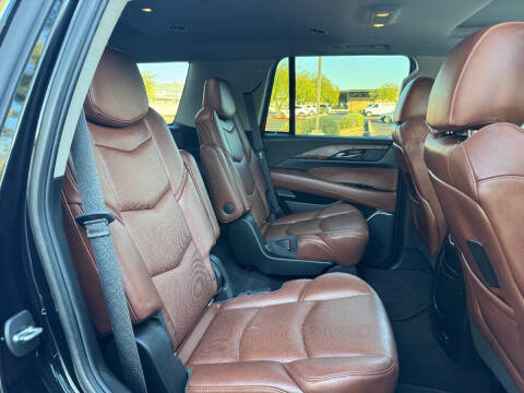 2019 Cadillac Escalade Luxury