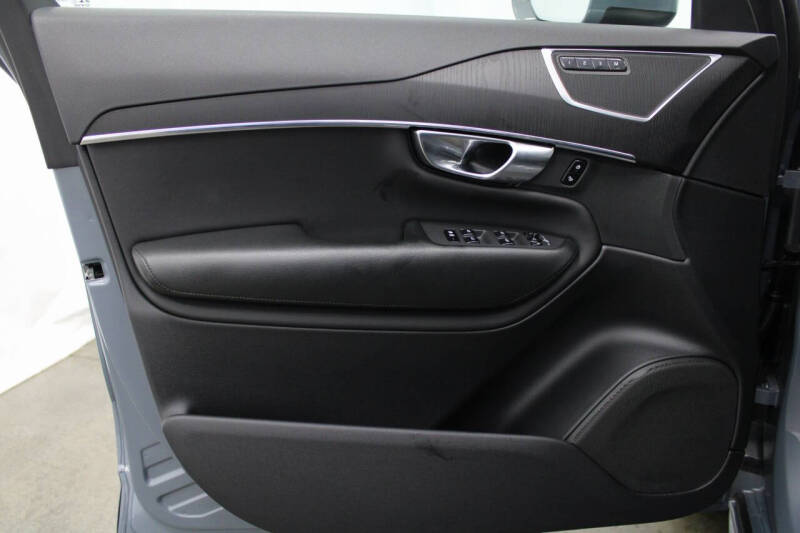 2020 Volvo XC90 T5 Momentum