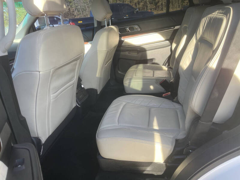 2016 Ford Explorer Platinum