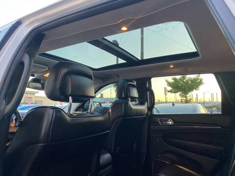 2017 Jeep Grand Cherokee Summit