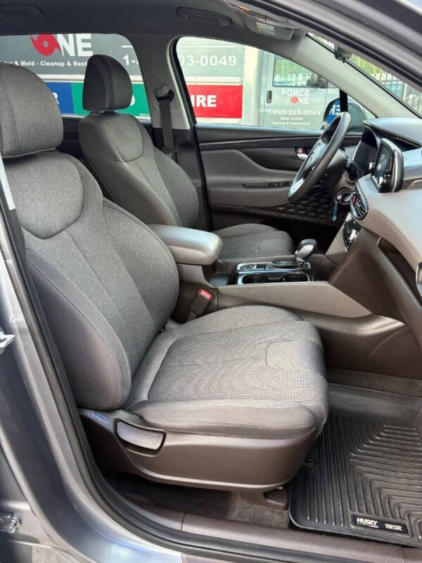 2019 Hyundai Santa Fe SE 2.4L
