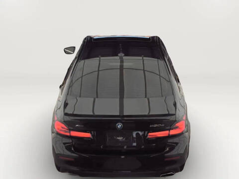 2022 BMW 5 Series 530e xDrive