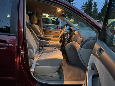 2007 Toyota Sienna CE 7-Passenger