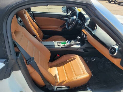 2017 FIAT 124 Spider Lusso