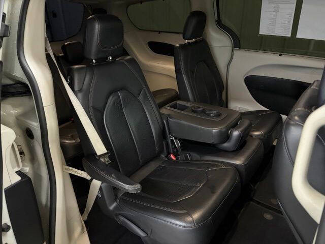 2019 Chrysler Pacifica Touring L