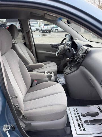 2012 Kia Sedona LX