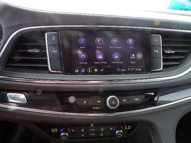 2020 Buick Enclave Essence