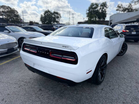 2016 Dodge Challenger SRT 392