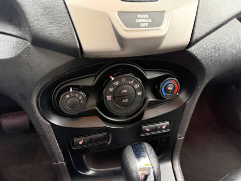 2013 Ford Fiesta Titanium