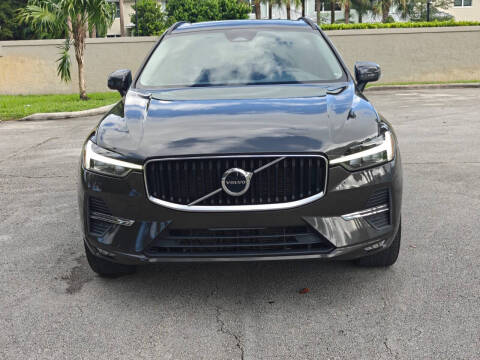 2022 Volvo XC60 B5 Momentum