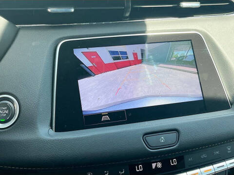 2023 Cadillac XT4 Premium Luxury