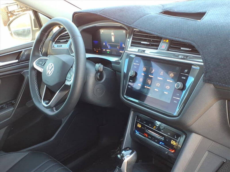 2022 Volkswagen Tiguan SE