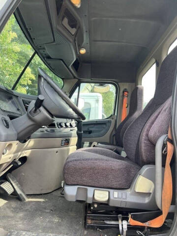 2015 Freightliner Cascadia