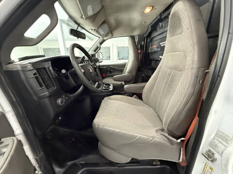2017 Chevrolet Express 2500