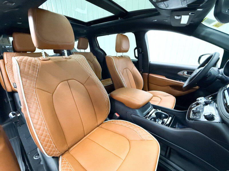 2026 Chrysler Pacifica Pinnacle