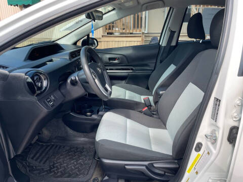 2015 Toyota Prius c Four