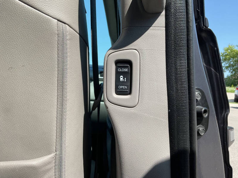 2015 Honda Odyssey EX-L w/DVD