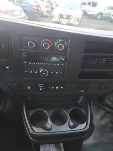 2018 Chevrolet Express 2500