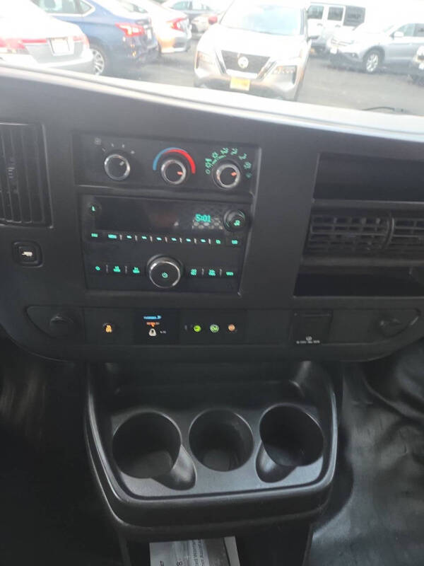 2018 Chevrolet Express 2500