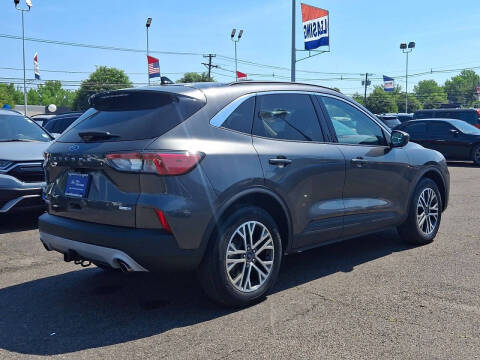 2020 Ford Escape SEL