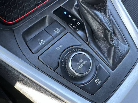 2019 Toyota RAV4 Hybrid LE