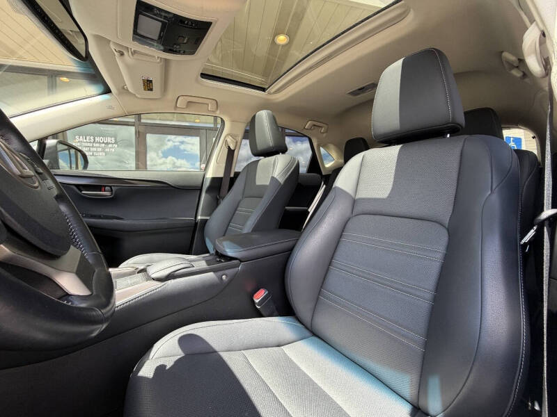 2017 Lexus NX 200t