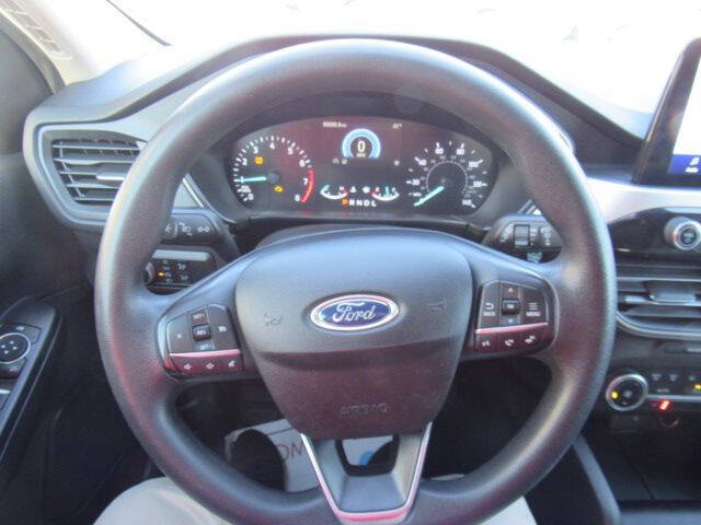 2020 Ford Escape SE