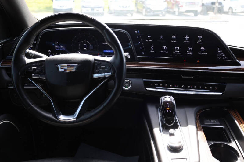 2023 Cadillac Escalade ESV Premium Luxury