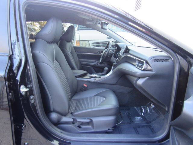 2023 Toyota Camry SE Nightshade