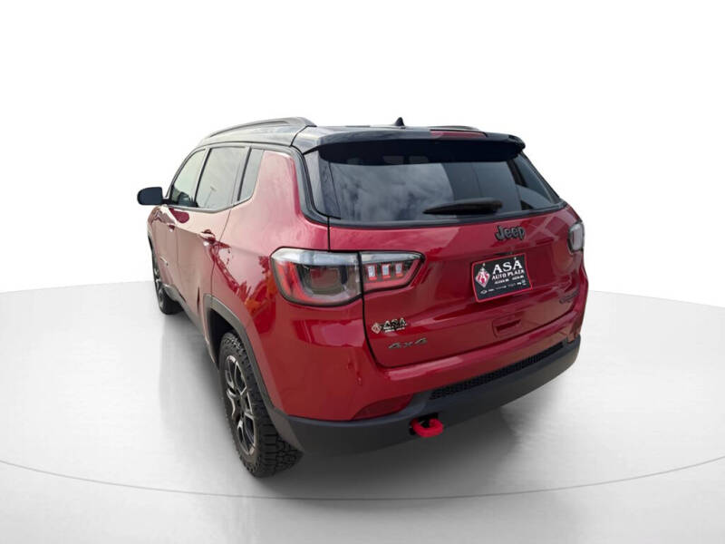 2025 Jeep Compass Trailhawk
