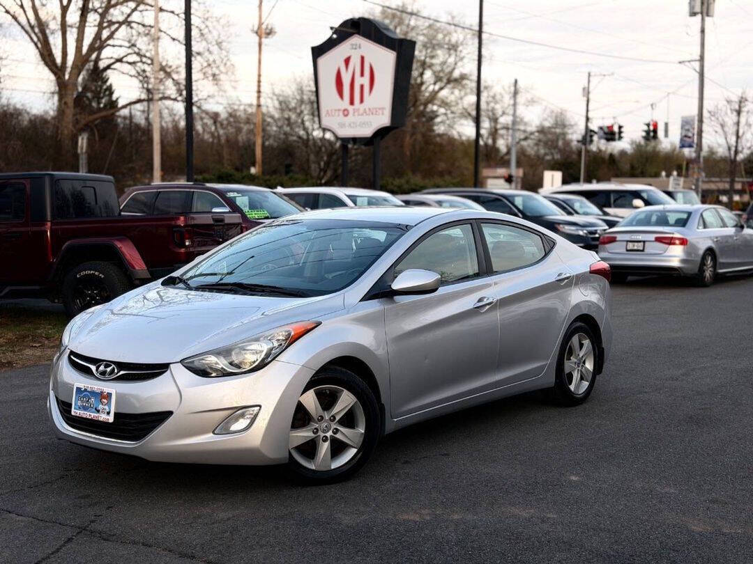2013 Hyundai Elantra 1.8 GLS A/T's photo