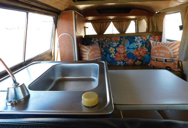 1971 Volkswagen Bus
