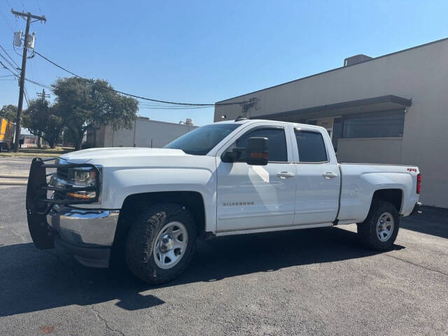 2018 Chevrolet Silverado 1500 for sale at Sarenco Auto Inc in Dallas, TX