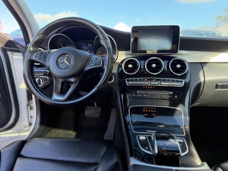 2015 Mercedes-Benz C-Class C 300
